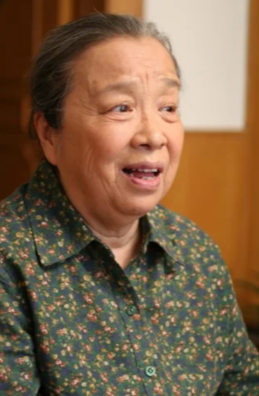 “反派”太出色，“容嬷嬷”被骂20多年
