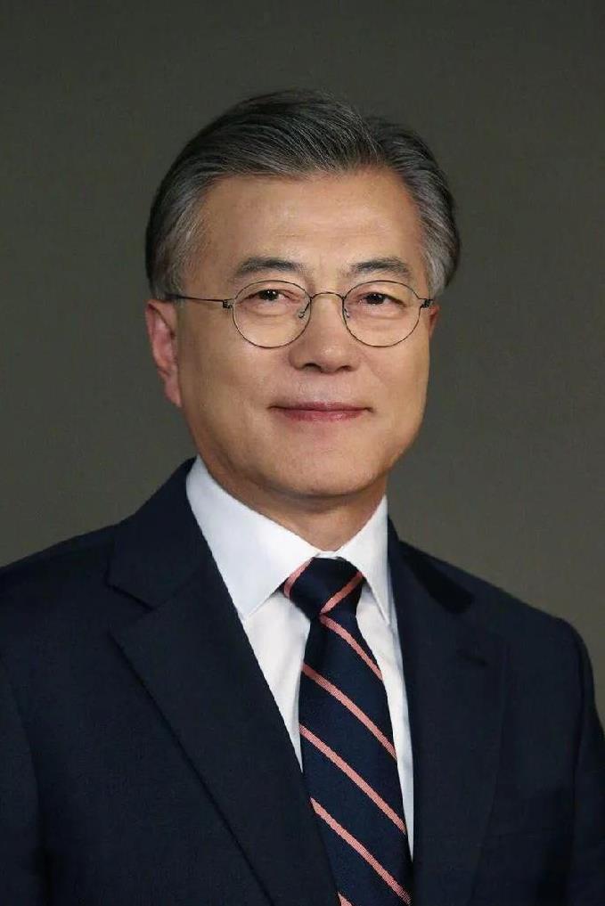 [微风]尹锡悦之所以会失败，还是因为文在寅，毕竟尹锡悦是检察院出身，在检察院有深