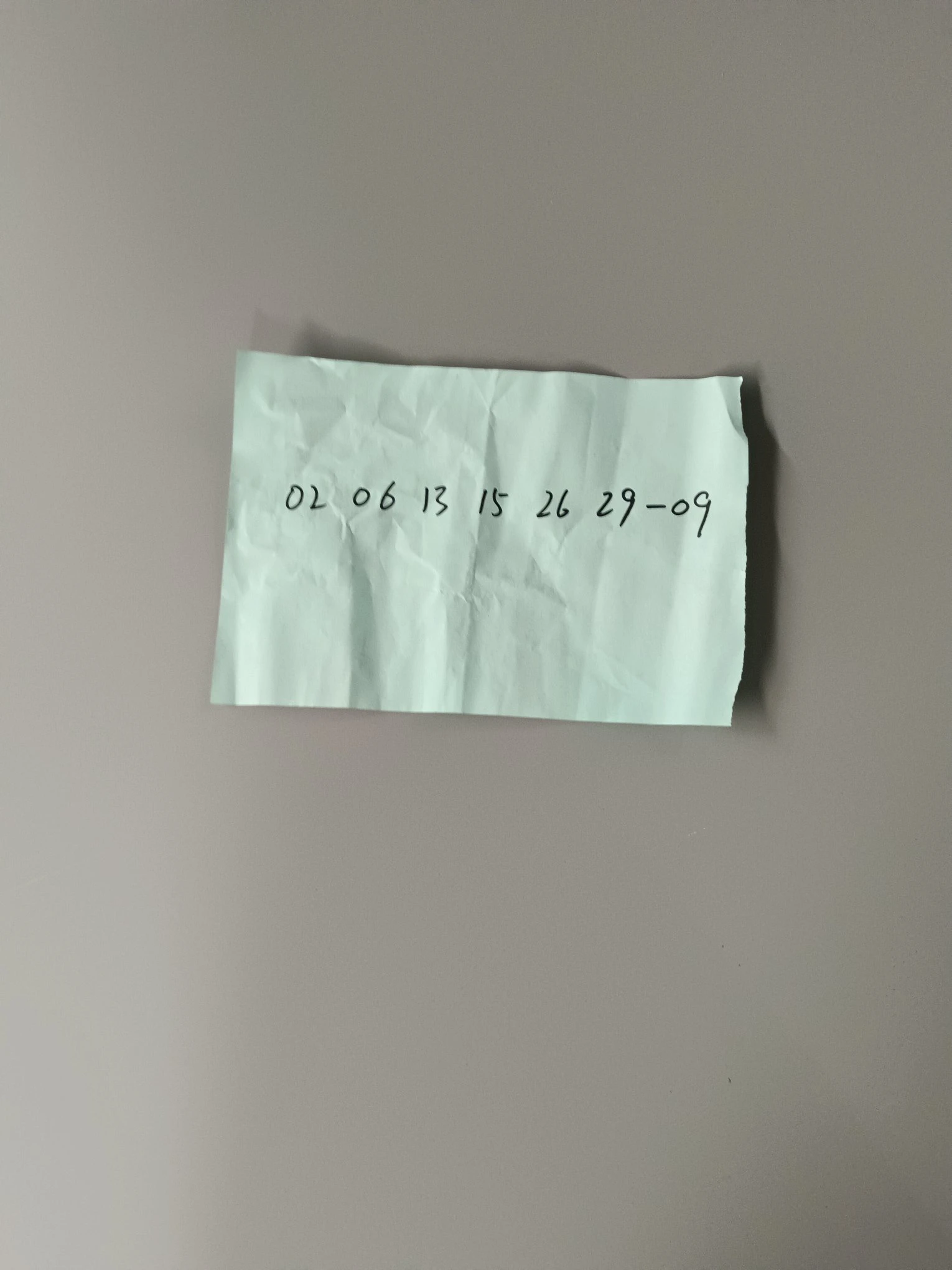 小假期最后一天，今晚中大奖！