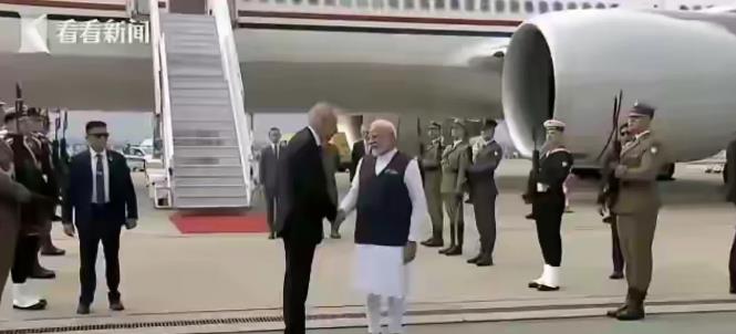 莫迪总理这趟外交之旅，真够刺激的！波兰一站，温馨会乡亲，再和高层谈合作，安全贸易