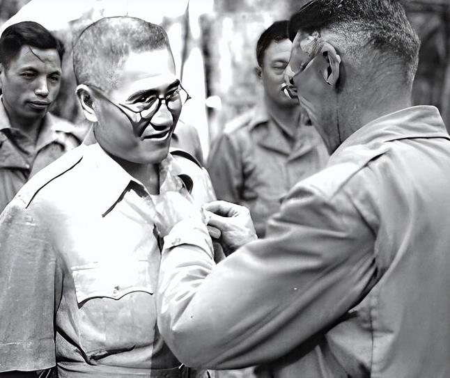 1961年，被关押了12年的廖耀湘，走出了功德林战犯管理所。随即便受到了周总理的