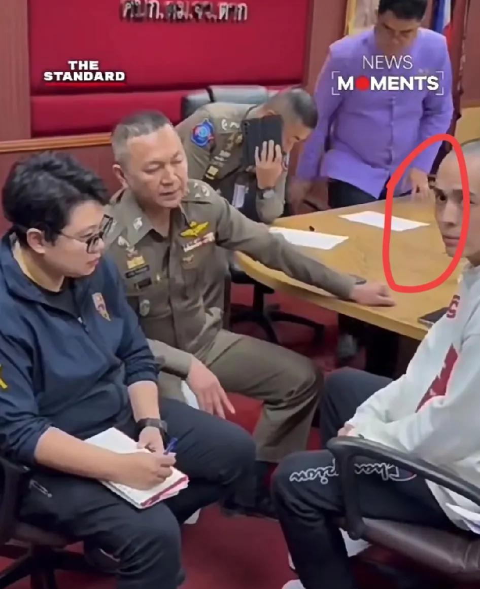 演员王星一到泰国接受采访就说泰国很安全，有3个细节值得深思
1、面对采访，一直频