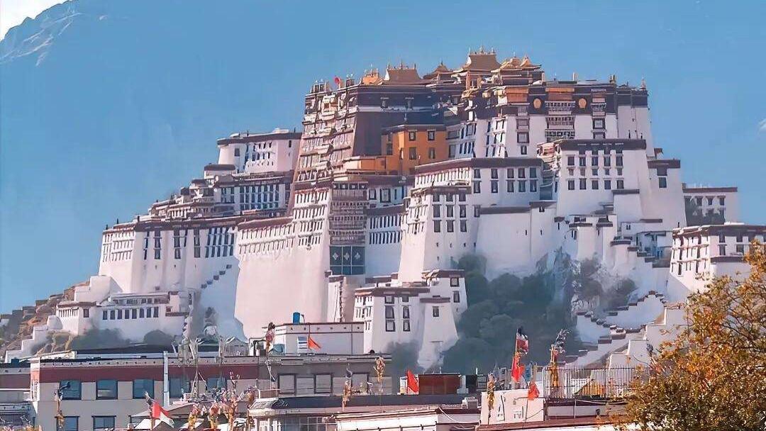 国内最值得坐的六趟列车，带你走遍最美祖国，退休前一定要坐一次