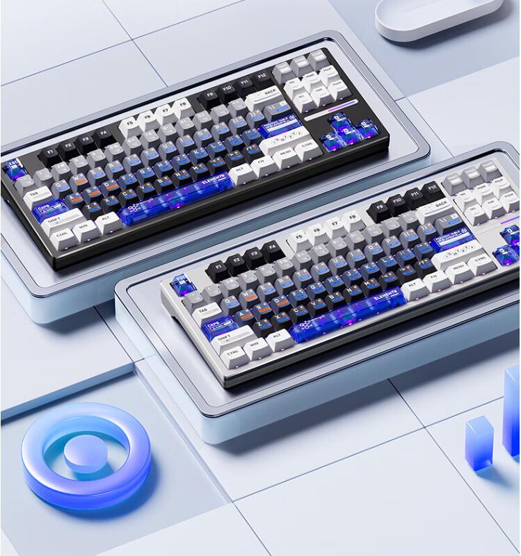 艾泰克 ATK Z87 Pro 三模客制化键盘，这款键盘采用 87 键配列，主打