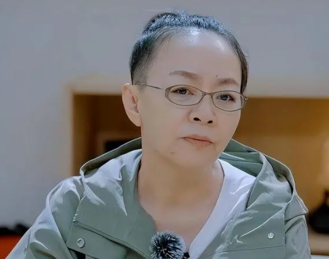 宋丹丹突然官宣退休！