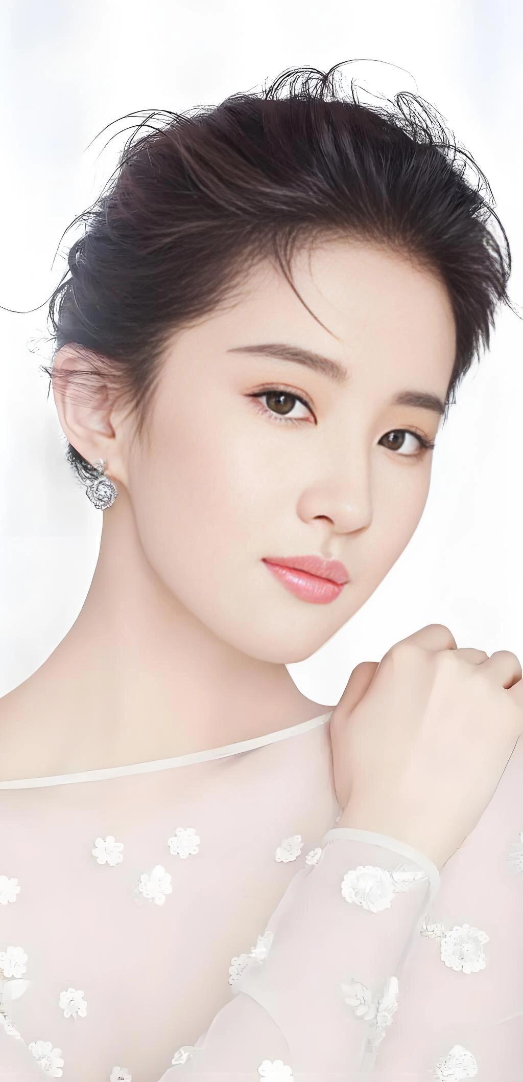 金鹰奖删除刘亦菲入围资格引热议