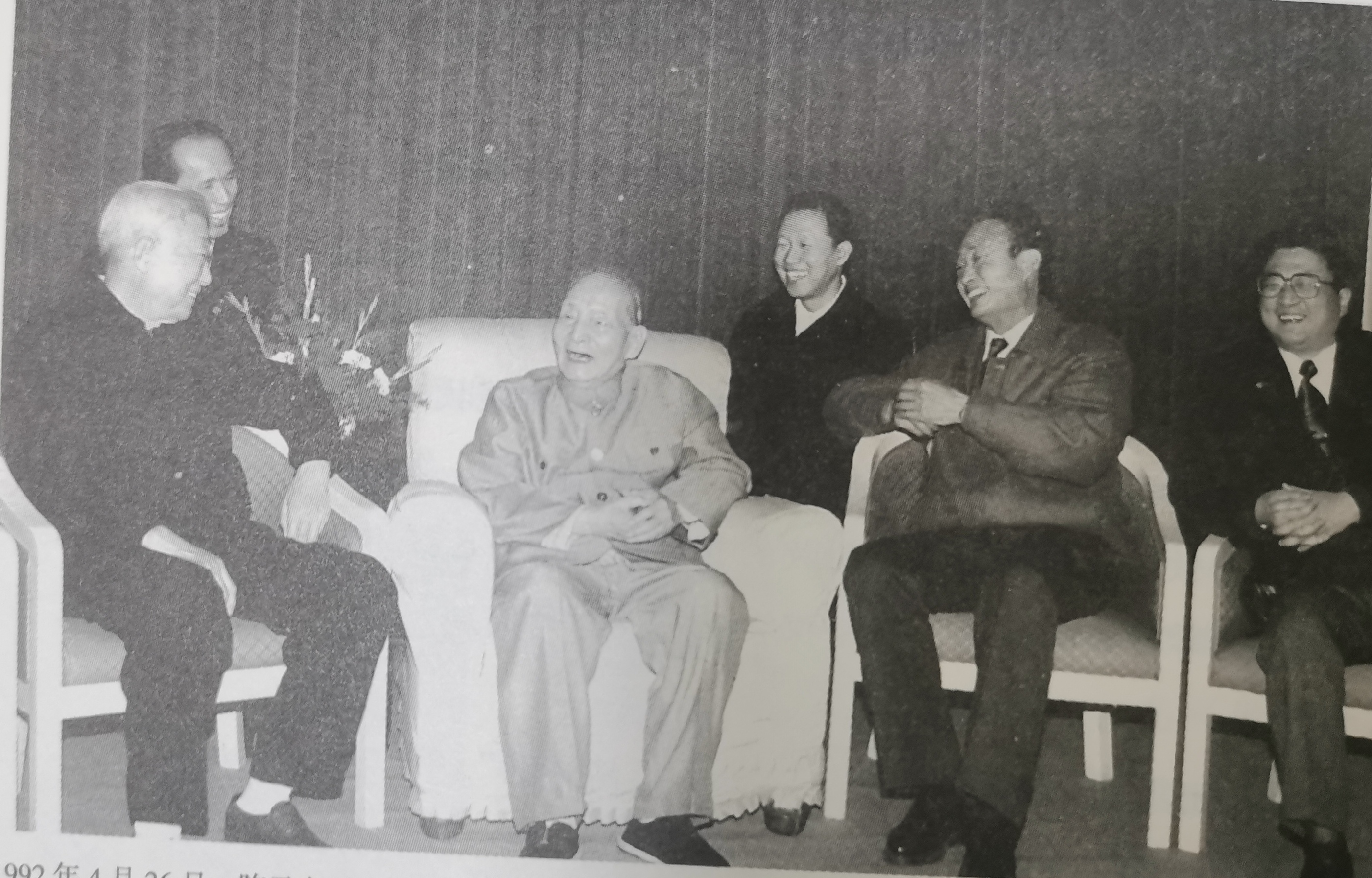 1980年，陈国栋担任上海市委第一书记兼警备区第一政委。他遵照邓小平的指示，迅速