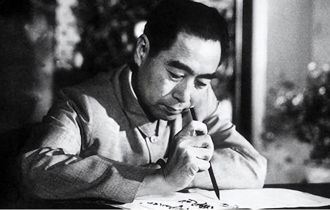 1966年，北京人民大会堂发生了一起意外枪击事件，事件的背后隐藏着深刻的社会背景
