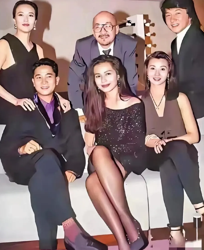 你能把这六位演员的名字说出来，说明你对港剧特别的感兴趣。他们可是港剧中最红火的人