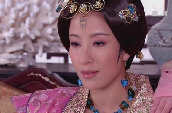 朱见深痴情万贞儿，不顾朝野抱美人