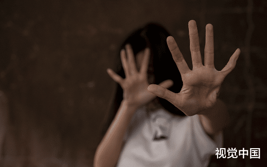 为让自己青梅竞赛夺冠，男友囚禁我拗断我的手指