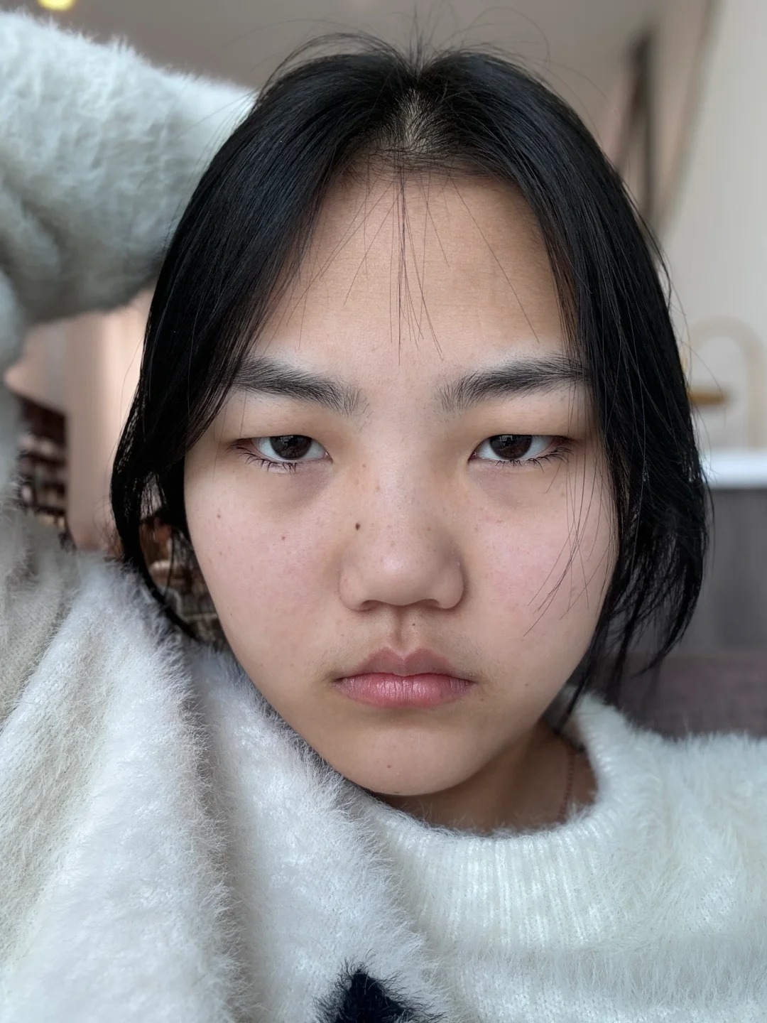 化成这样可以当美妆博主吗.....
苦练化妆
从小就接触化妆一步步研究踩雷
（也