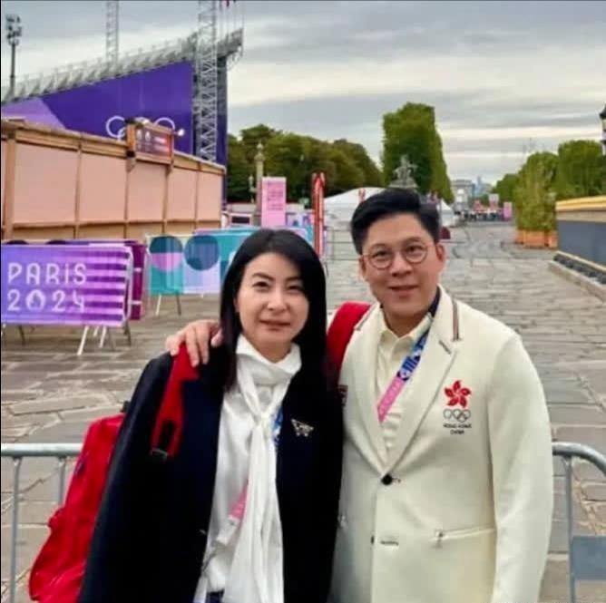 郭晶晶这次又令霍家颜面生辉了！估计霍震霆老爷子这会儿嘴巴都要咧到耳朵根了，宝贝儿