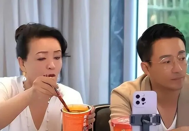 汪小菲再婚换新颜，偏爱新生命引关注
自从汪小菲再婚后，他的生活发生了翻天覆地的变