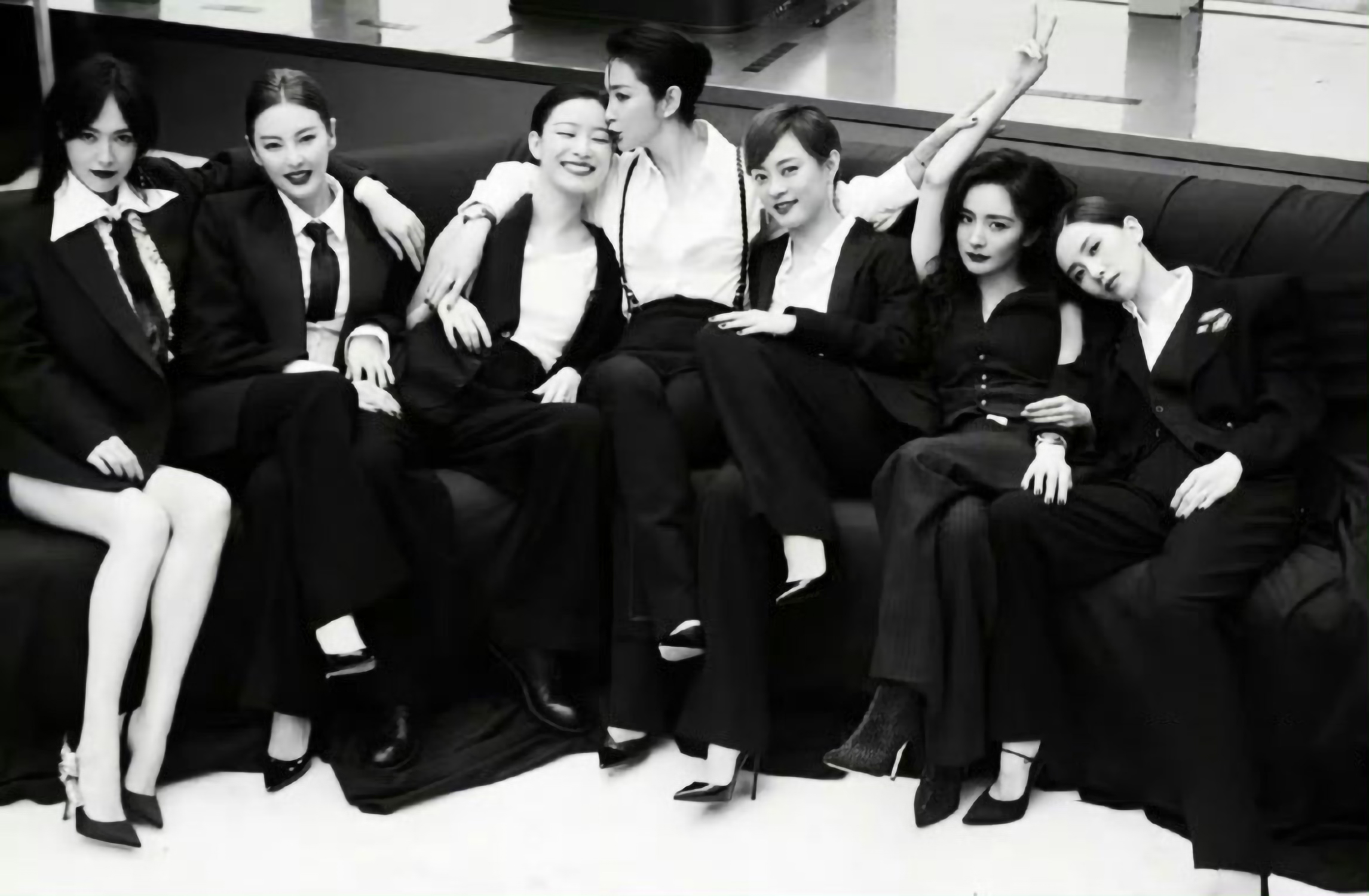 李冰冰、孙俪、杨幂、刘诗诗、唐嫣、倪妮将参加嘉人Power Trip盛典。
娱乐
