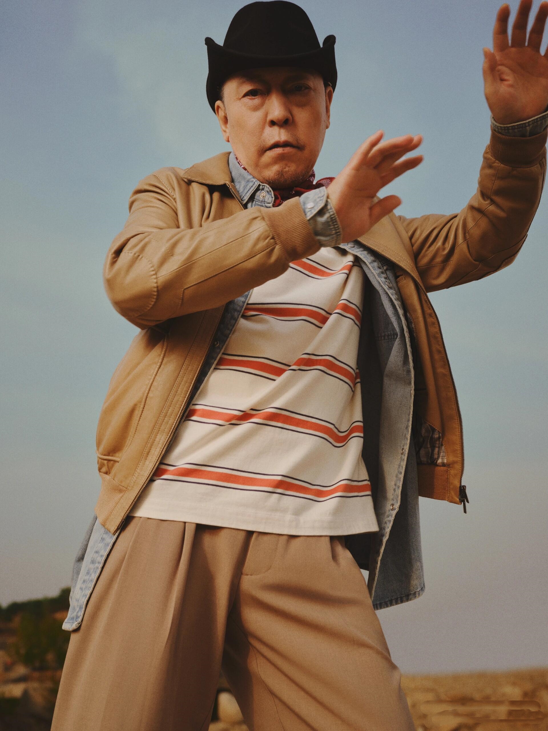 倪大红年轻的帅照！