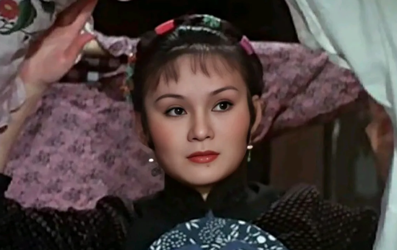 1955年校长高足、黄埔一期毕业的74军副军长余程万在香港被劫匪用机枪杀害，自此