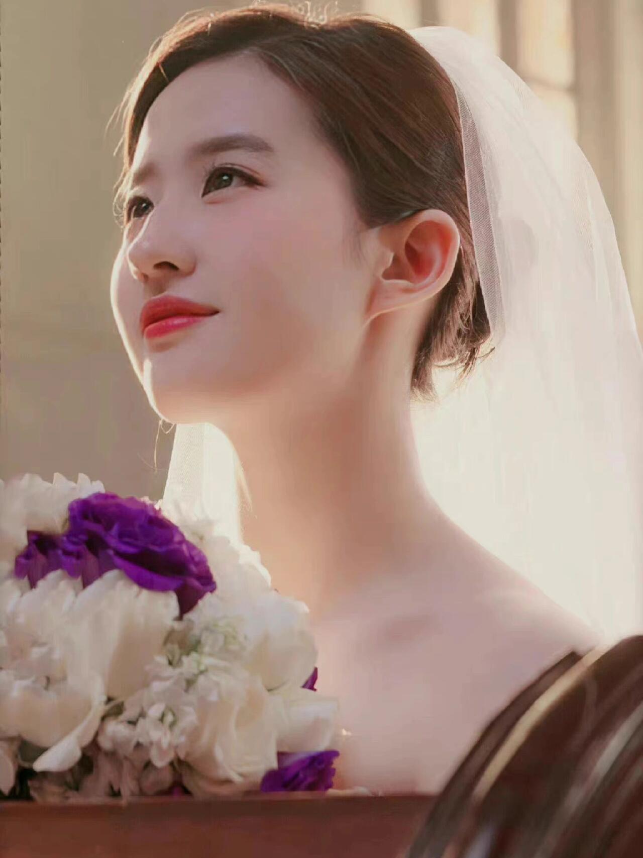 挑战发明星婚纱照|刘亦菲