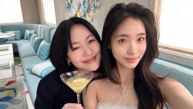 大S“后院起火”，接连被自己的至亲“捅刀”