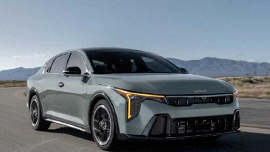 速腾太贵就选它！纯正合资，1.6T、2.0L，全球中级车正式亮相