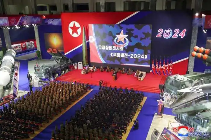 韩国媒体报道称，首批开赴乌克兰战场的两万多名朝鲜士兵已经全部阵亡！这说明朝鲜的军
