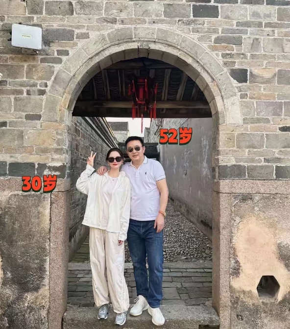 他比我大22岁，我一直都在犹豫，到底行不行？
