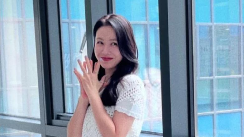 42岁孙艺珍产后的状态也太美了！好肌肤零瑕疵，网友：胶原蛋白满分