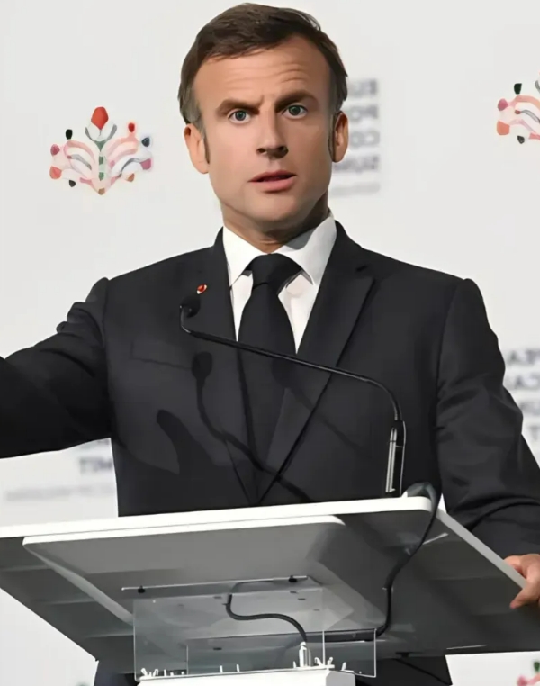 法国态度大转变！

近期法国在外交态度上有一些明显转变，主要体现在以下方面：
