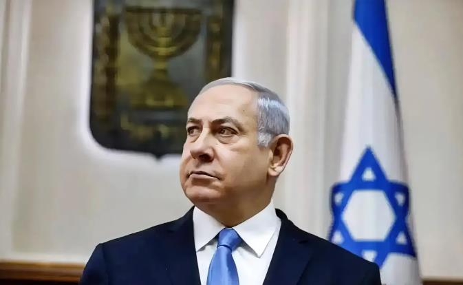 美英两国纷纷踩下了飞往以色列航班的刹车键，这背后，是地缘政治的风云变幻，也是国际