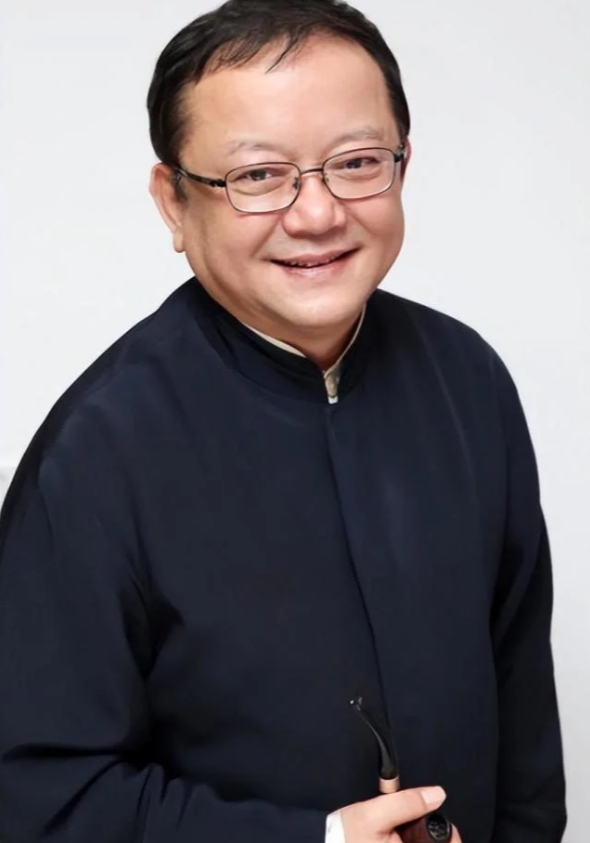 王刚：跨越年龄的真爱与家庭的温暖