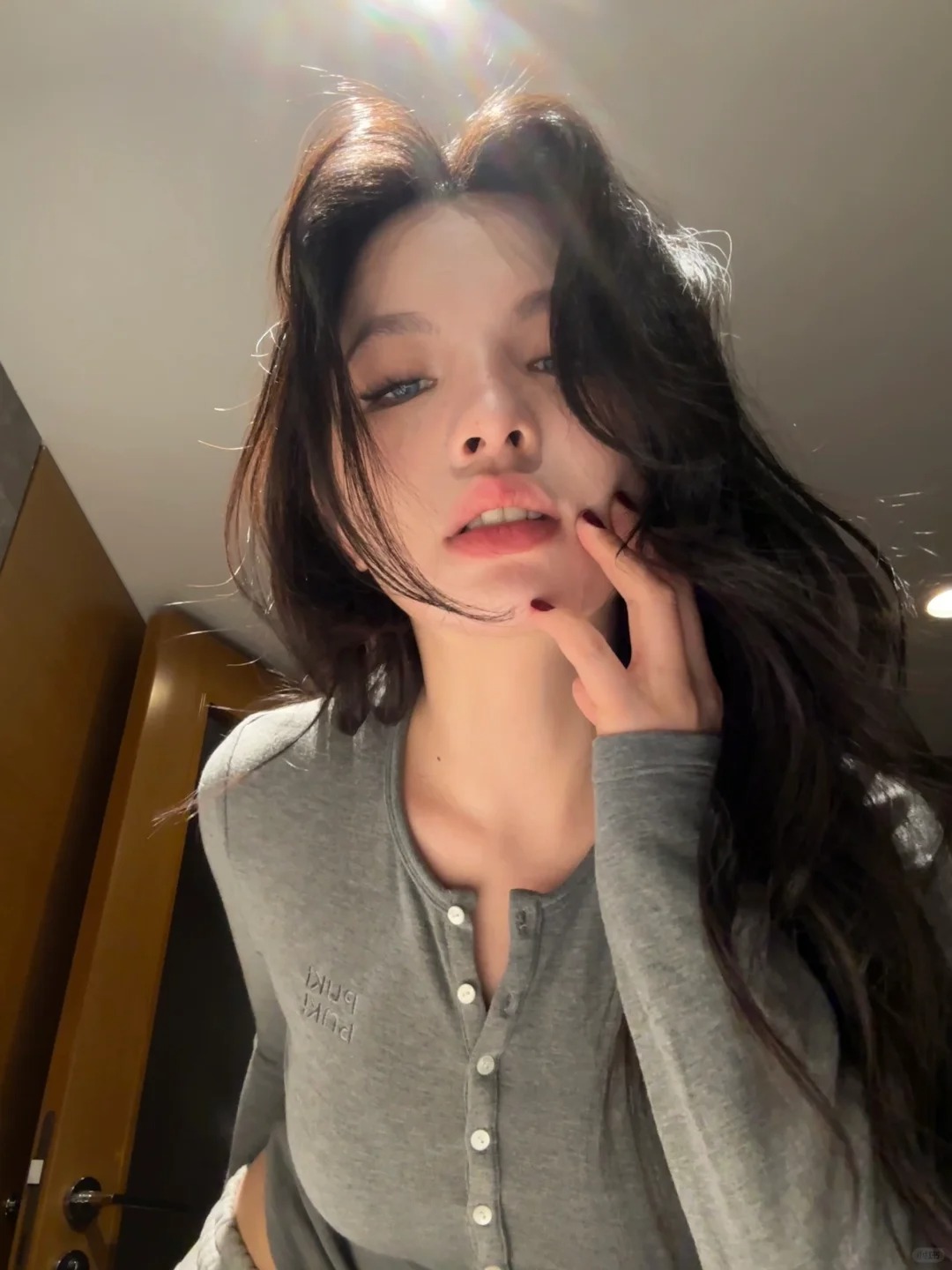 Week break🫥
……….11:00am at my🐶窝.