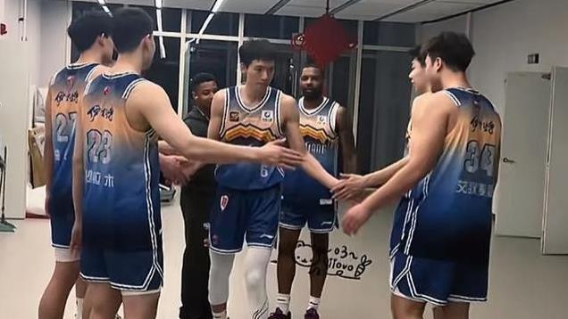 矫枉过正？第三阶段疯狂补强的新疆，是否如鱼得水？