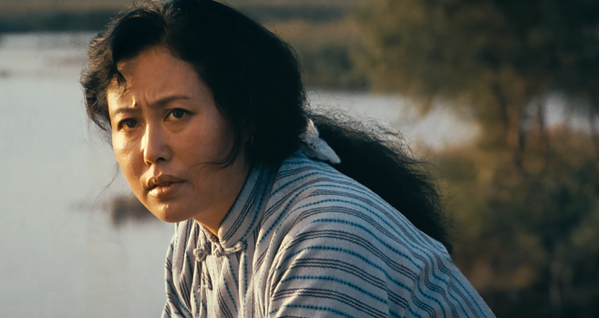 31年前，斯琴高娃的大尺度出演，揭开了农村女性的畸形婚姻真相