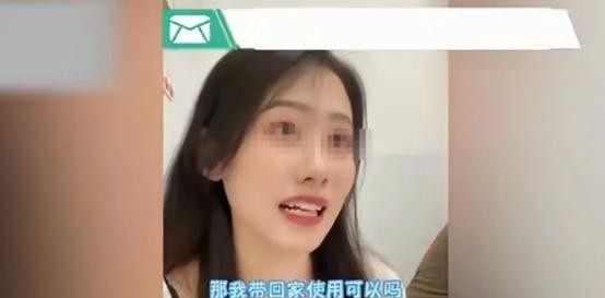 2023年8月2日，贺女士和朋友来到山东一家有名的鲁菜馆聚餐。菜馆的菜品地道，服