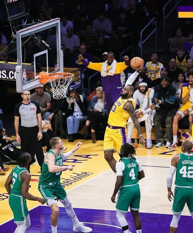 詹姆斯破纪录，40岁仍神勇，NBA历史留名