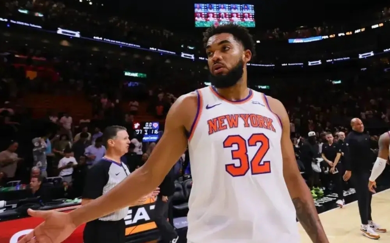 本赛季最高兴的两个人：威少和唐斯
唐斯本来想安安份份做个球队老二
奈何森林狼不识