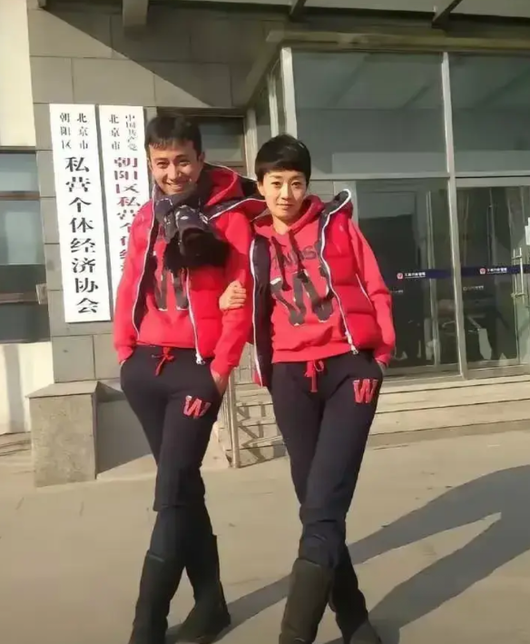 如果当初他没有出 轨，凭马伊琍的资源和人脉，文章现在在娱乐圈的地位可以说是无 敌