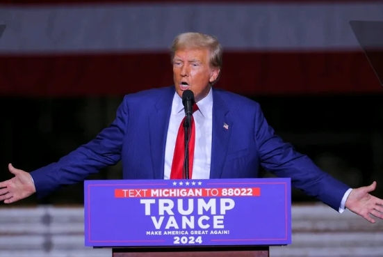说美国大选，影响因素可多了去了。

就拿经济来说，自2021年开始的通货膨胀，让