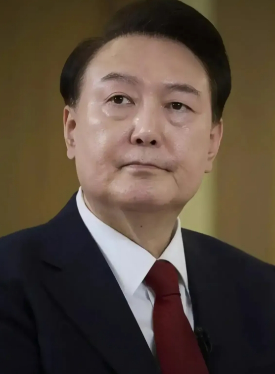 刚遭弹劾的尹总：“绝不放弃”