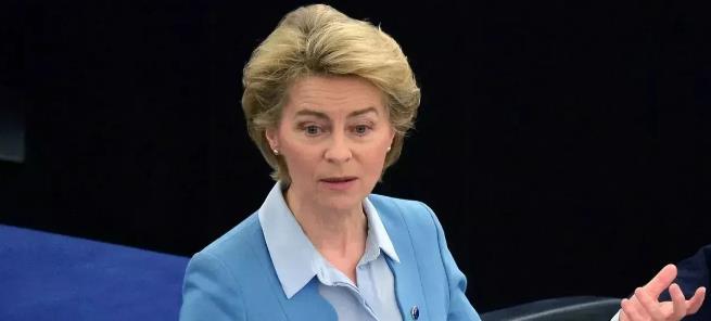 彻底急眼了！

近日，欧盟委员会主席冯德莱恩公开表示：俄罗斯的国防开支竟然超过了