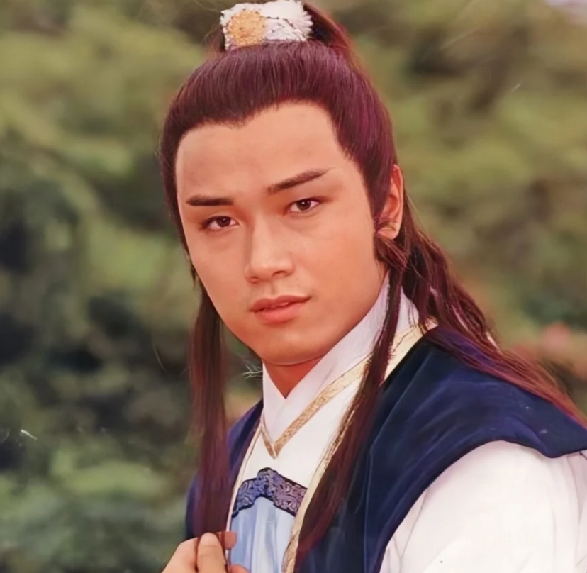 苗侨伟：天生贵气的三哥