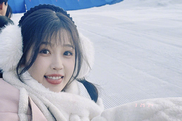 #费启鸣拍的虞书欣#28岁还这么奶味，虞书欣是怎么做到的。