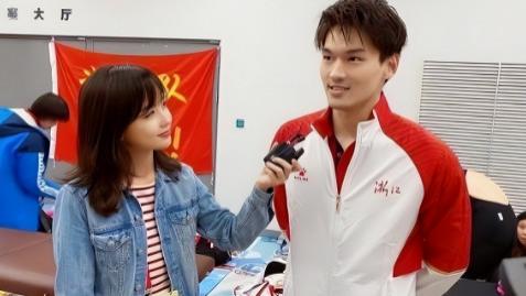 徐嘉余疑与王冰冰分手，删除祝福留言，还被男性曝出新的私密照