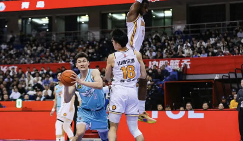 媒体人：王睿泽打硬仗总有高光时刻，值得入选CBA全明星