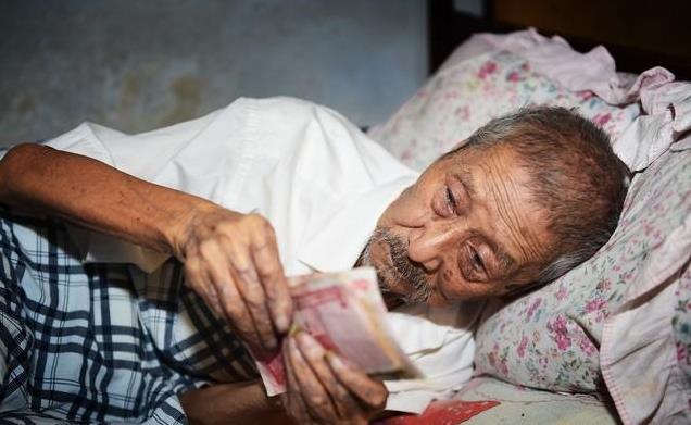 家中老人意外离世, 银行存款怎么查, 三个方法帮你搞定。