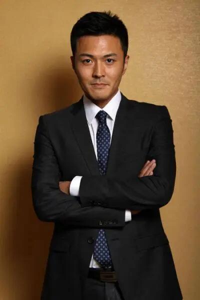 于小伟：情路波折后的华丽逆袭