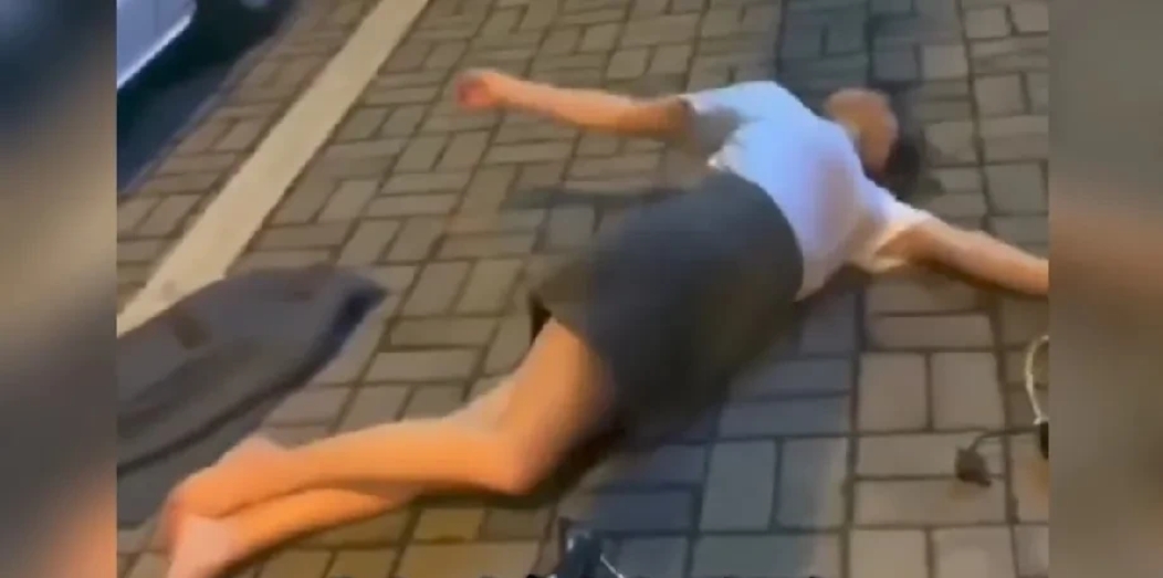 网友评论；给她一个喝酒的机会，她能给你几个帽子