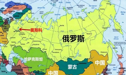 俄罗斯如今的窘迫之境完全就是自找的。
叶利钦和普京轮着番的想要加入西方，各种牺牲