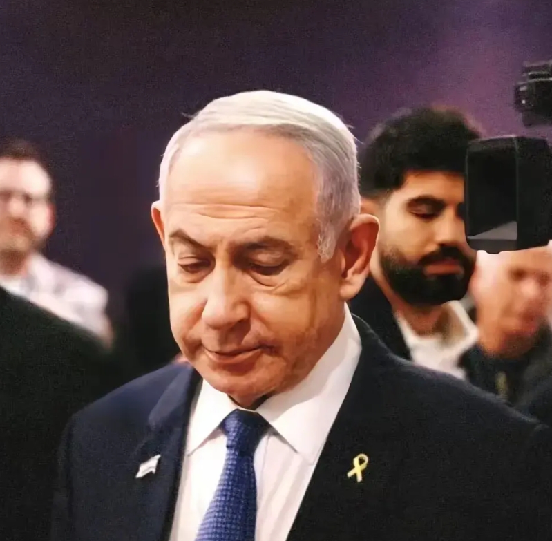 现在可能是最佳的机会。哈马斯、黎巴嫩真主党，这时候他们可能找到了最佳的行动方案。