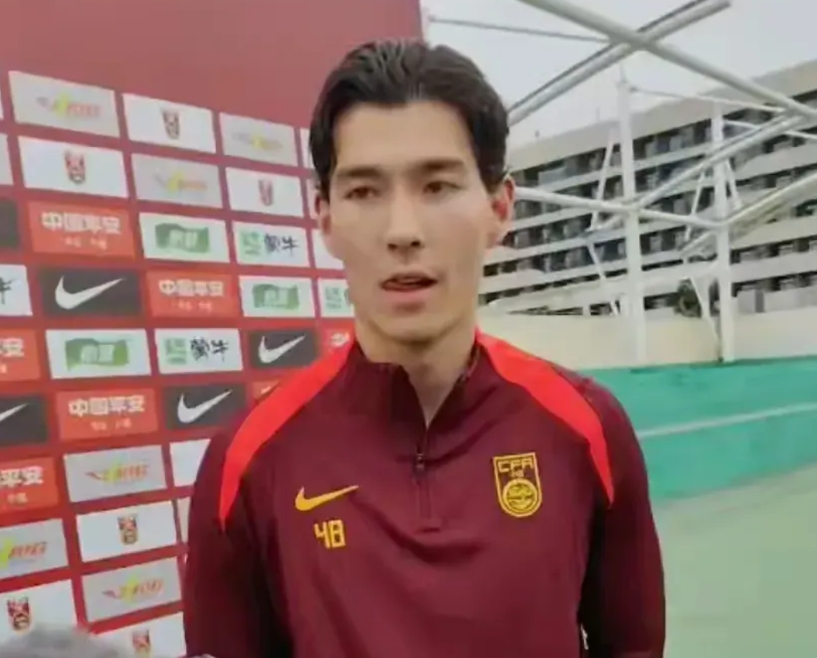 云南玉昆为什么能签两名归化球员？
刚刚足球报确认，中超联赛升班马云南玉昆队签下了